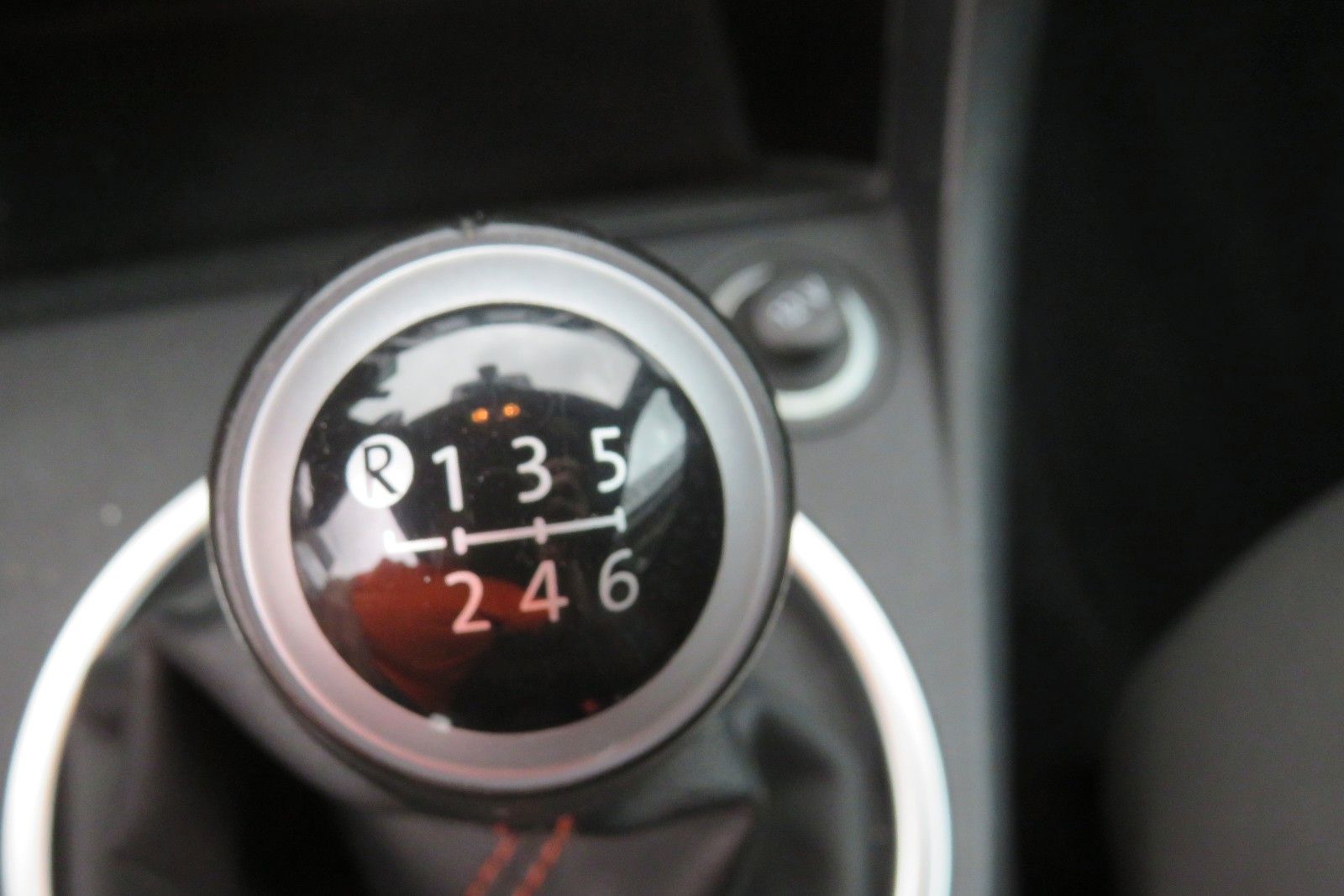 Fahrzeugabbildung Volkswagen Beetle Lim. Club XENON NAVI APP-CONNECT PDC 18`