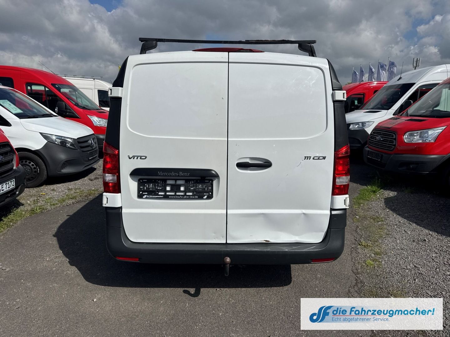 Fahrzeugabbildung Mercedes-Benz Vito Kasten 111 CDI FWD lang Rückfahrkam.*EXPORT