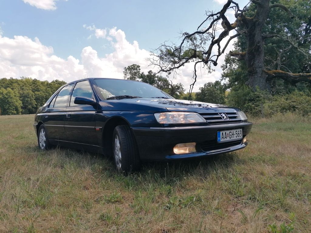 Peugeot 605