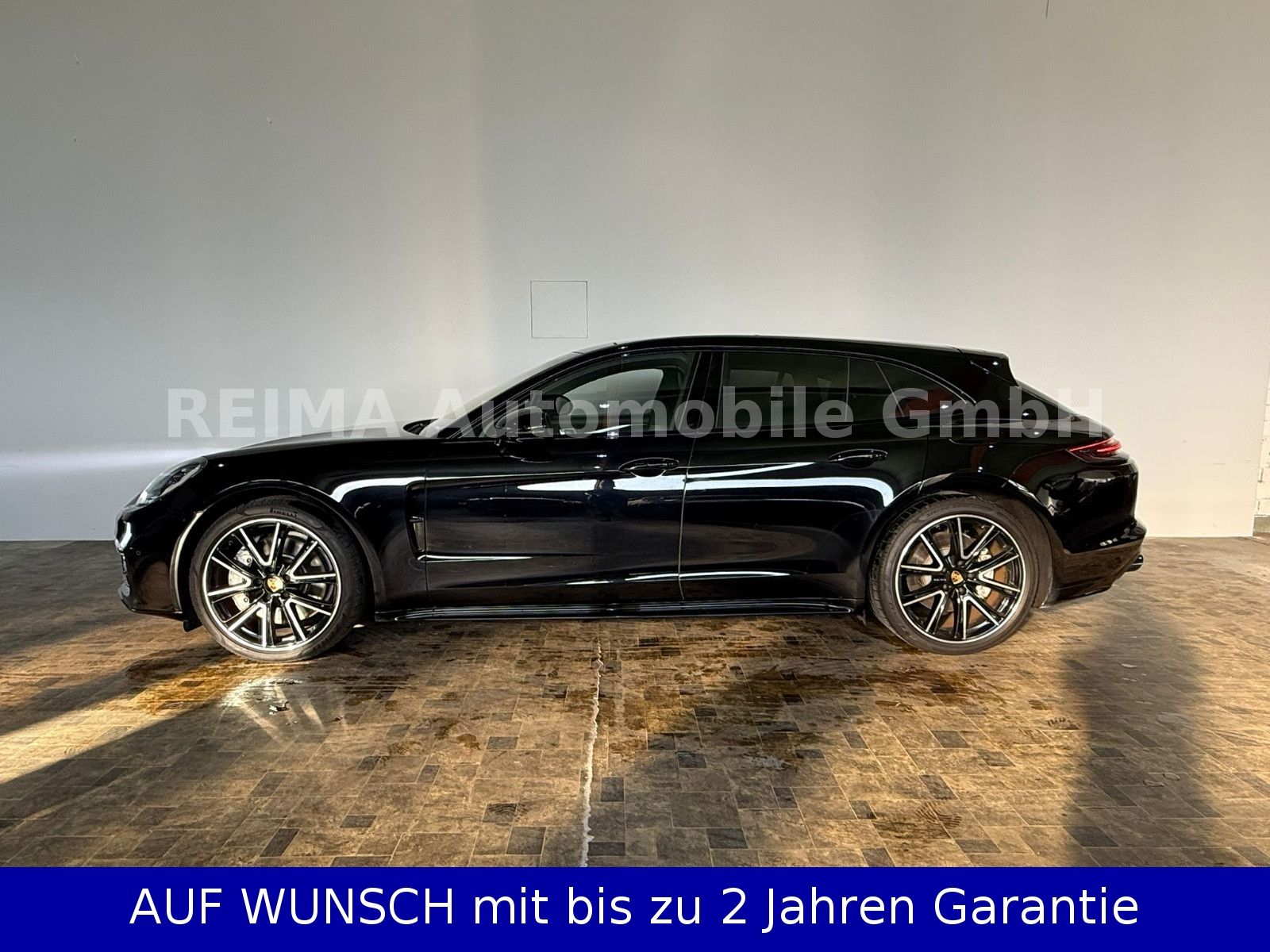 Fahrzeugabbildung Porsche Panamera Sport Turismo 4 E-Hybrid, Sport Chrono