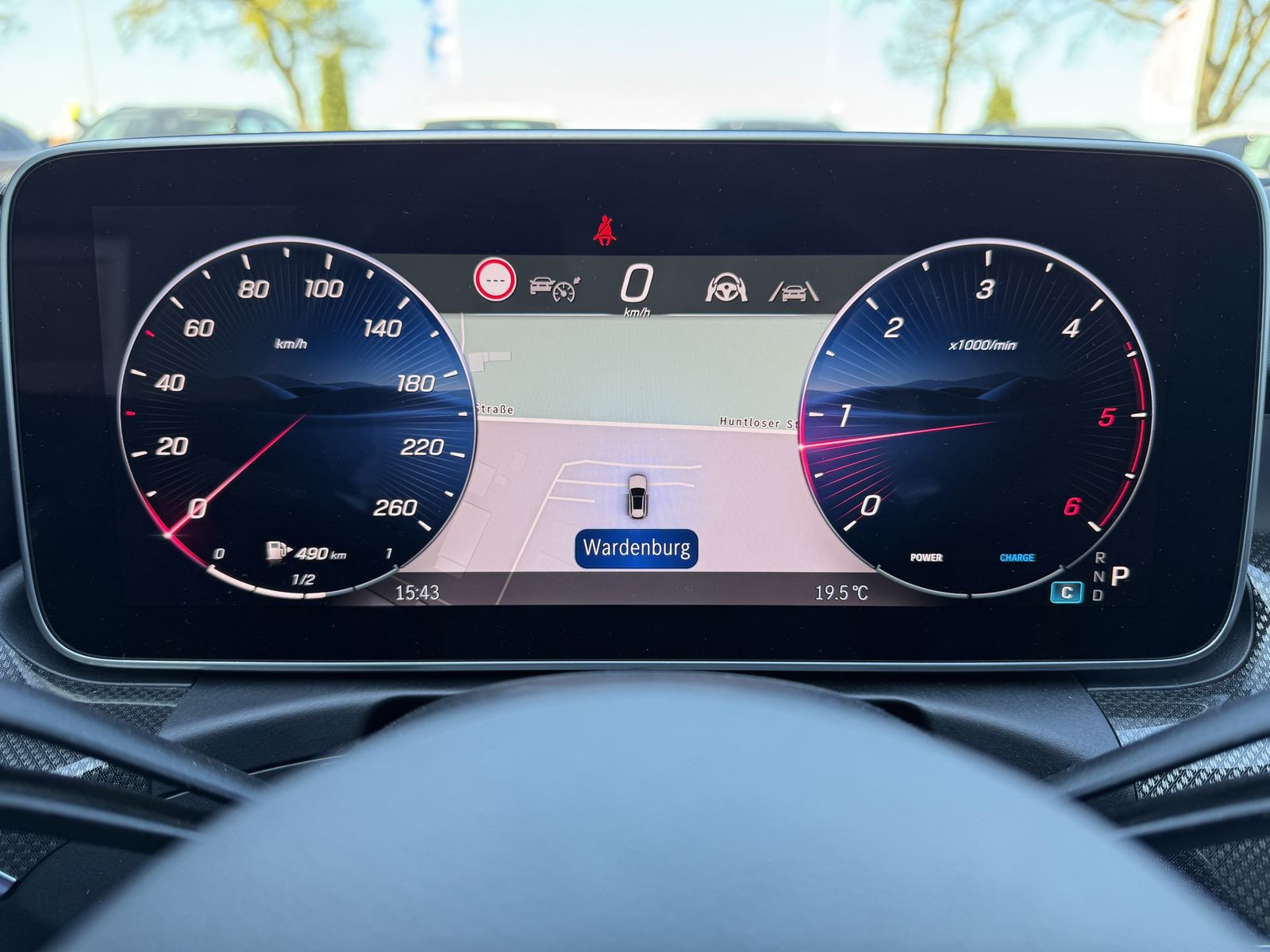 Fahrzeugabbildung Mercedes-Benz C 220d T Edition AMG Line NAV+LED+PANO+BURMESTER