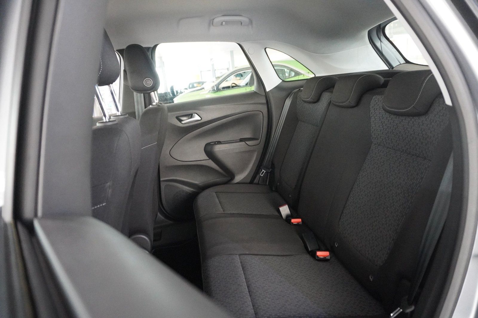 Fahrzeugabbildung Opel Crossland (X) 1.2 EDITION NAVI/LED/KAMERA/TEMP.