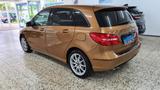 Mercedes-Benz B 180 Automatik Navi Leder AHK Allwetter - : Auto