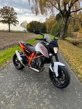 KTM Duke 690 Reifen+Gabelservice NEU *TOP* - KTM DUKE 690 R