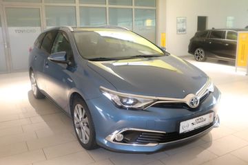 Fotografie des Toyota Auris Touring Sports Auris 1.8 VVT-i Hybrid AT Touring Sports Executi