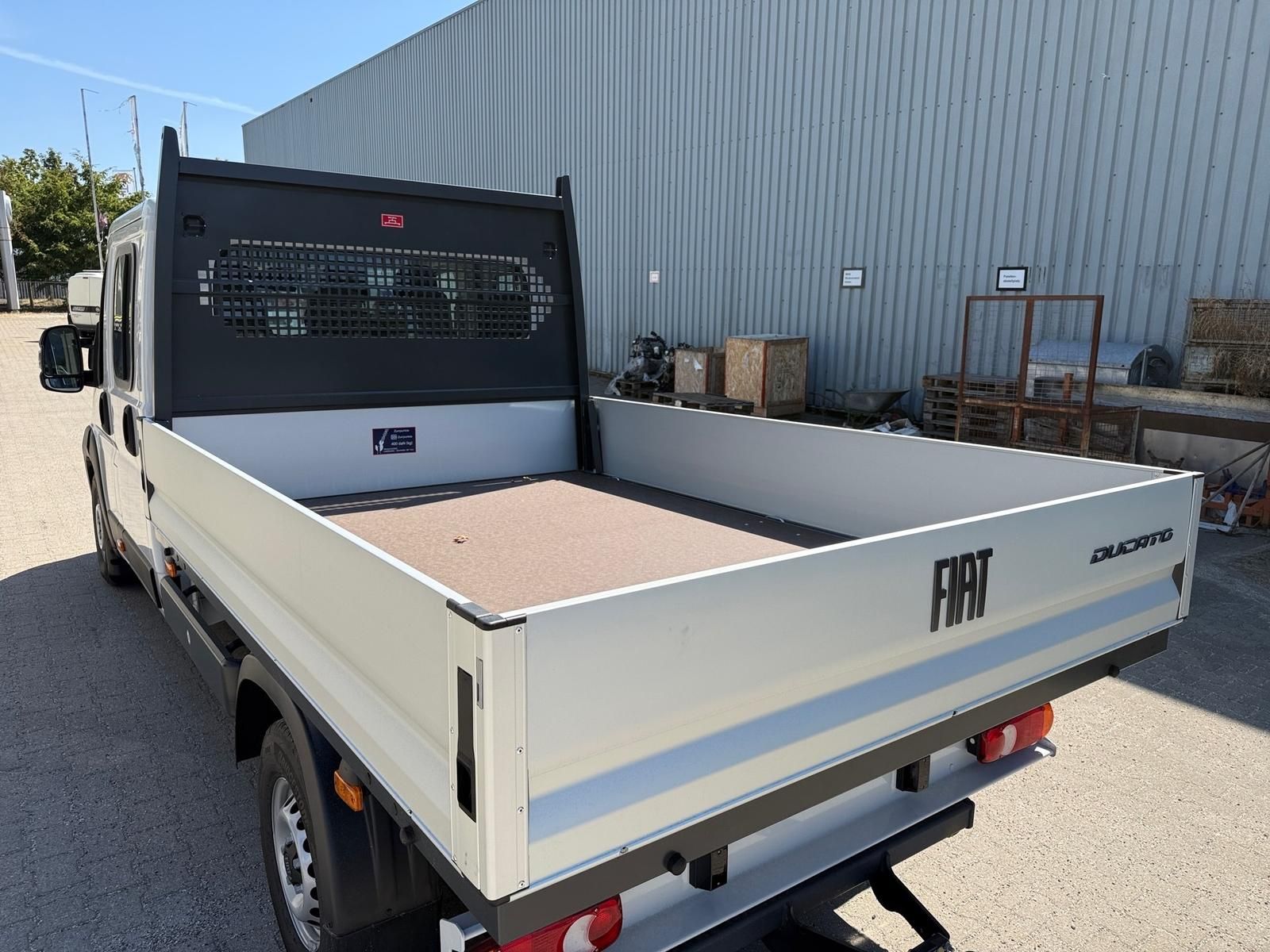 Fahrzeugabbildung Fiat Ducato Maxi L3 Doka Pritschenwagen 140 MT6