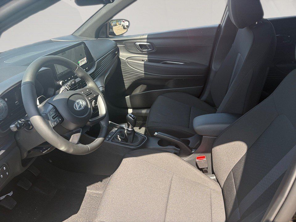 Fahrzeugabbildung Hyundai i20 1.0T 90PS Blackline