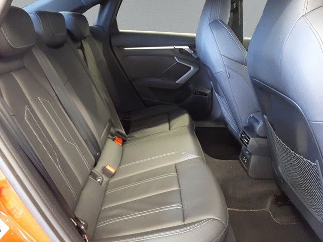 Fahrzeugabbildung Audi A3 Limousine 35TFSI Leder SONOS Pano Matrix 18"