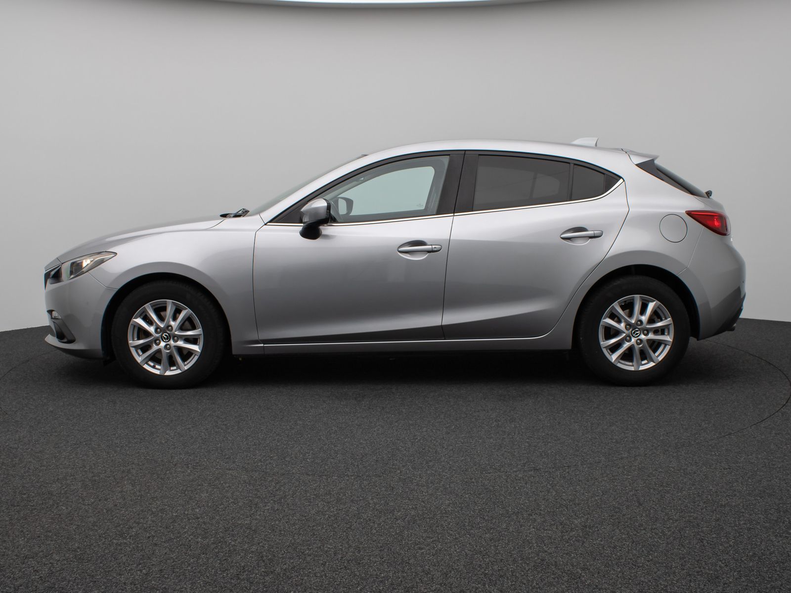 Fahrzeugabbildung Mazda 3 Lim.Center-Line Xenon Kamera Tempomat Skyactiv