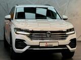Volkswagen Touareg R-Line 4Motion 3.0 V6 TDI |AHK|KAM|SHZ| - Volkswagen Touareg in Bielefeld