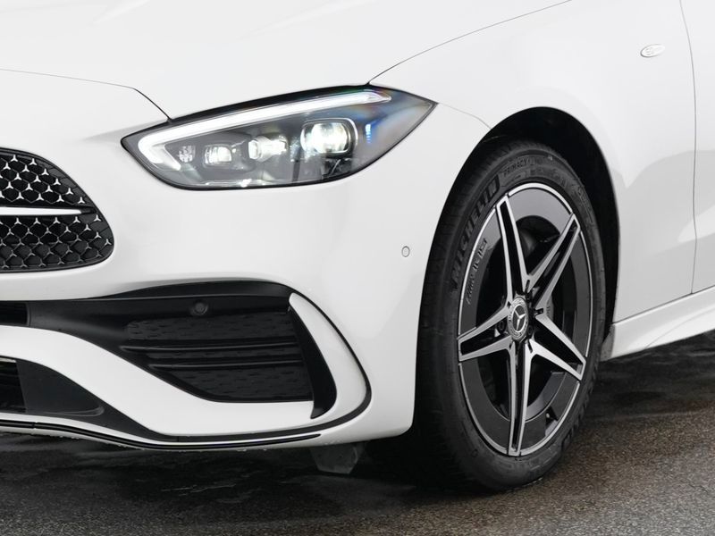 Mercedes-Benz C 300 e 4MATIC AMG Line Premium imagem 3