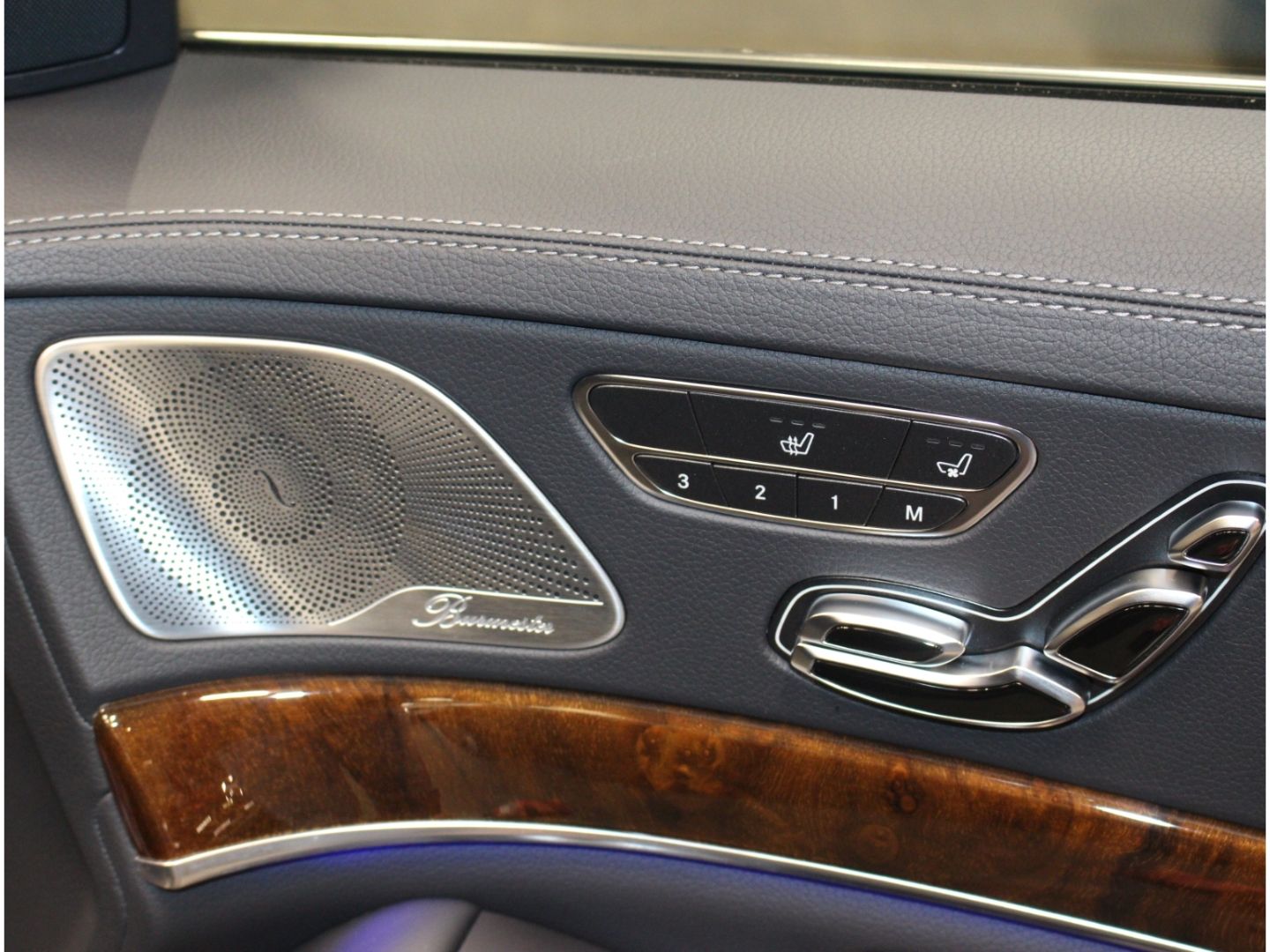 Fahrzeugabbildung Mercedes-Benz S 500 AMG Line Nachtsicht*Burmester*Voll*