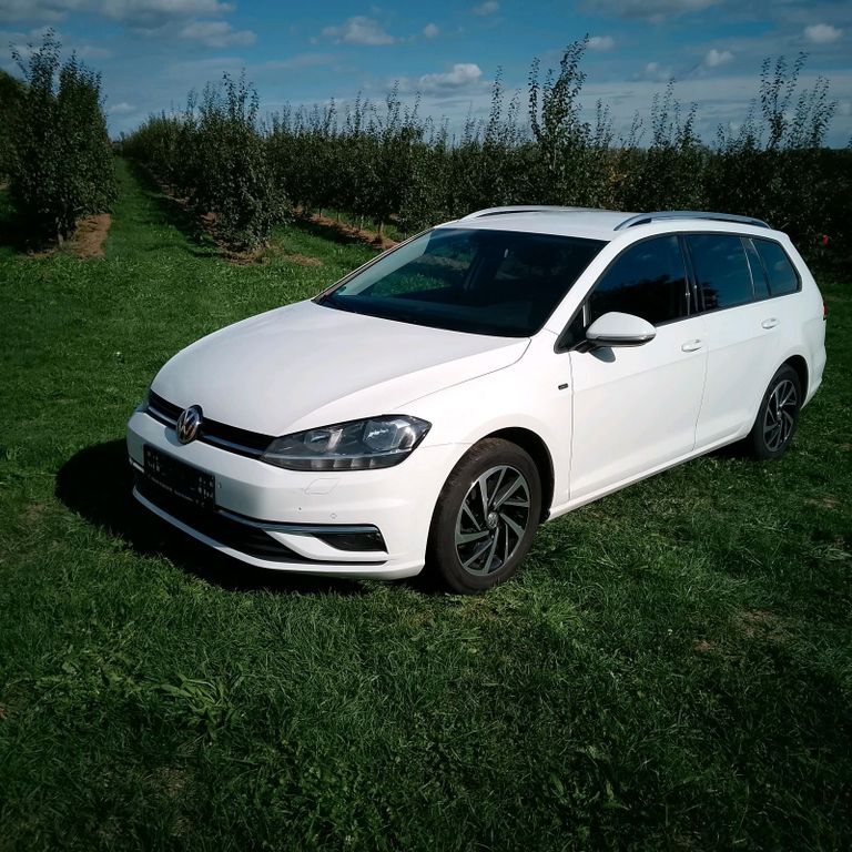 Image of Volkswagen Golf