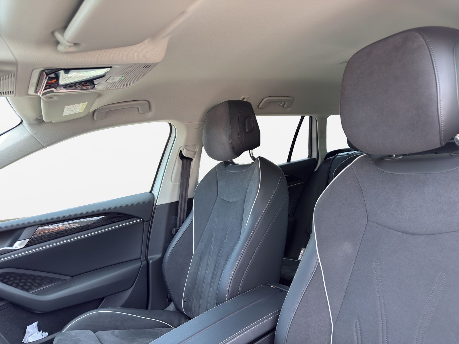 Volkswagen Passat Variant - Bild 13