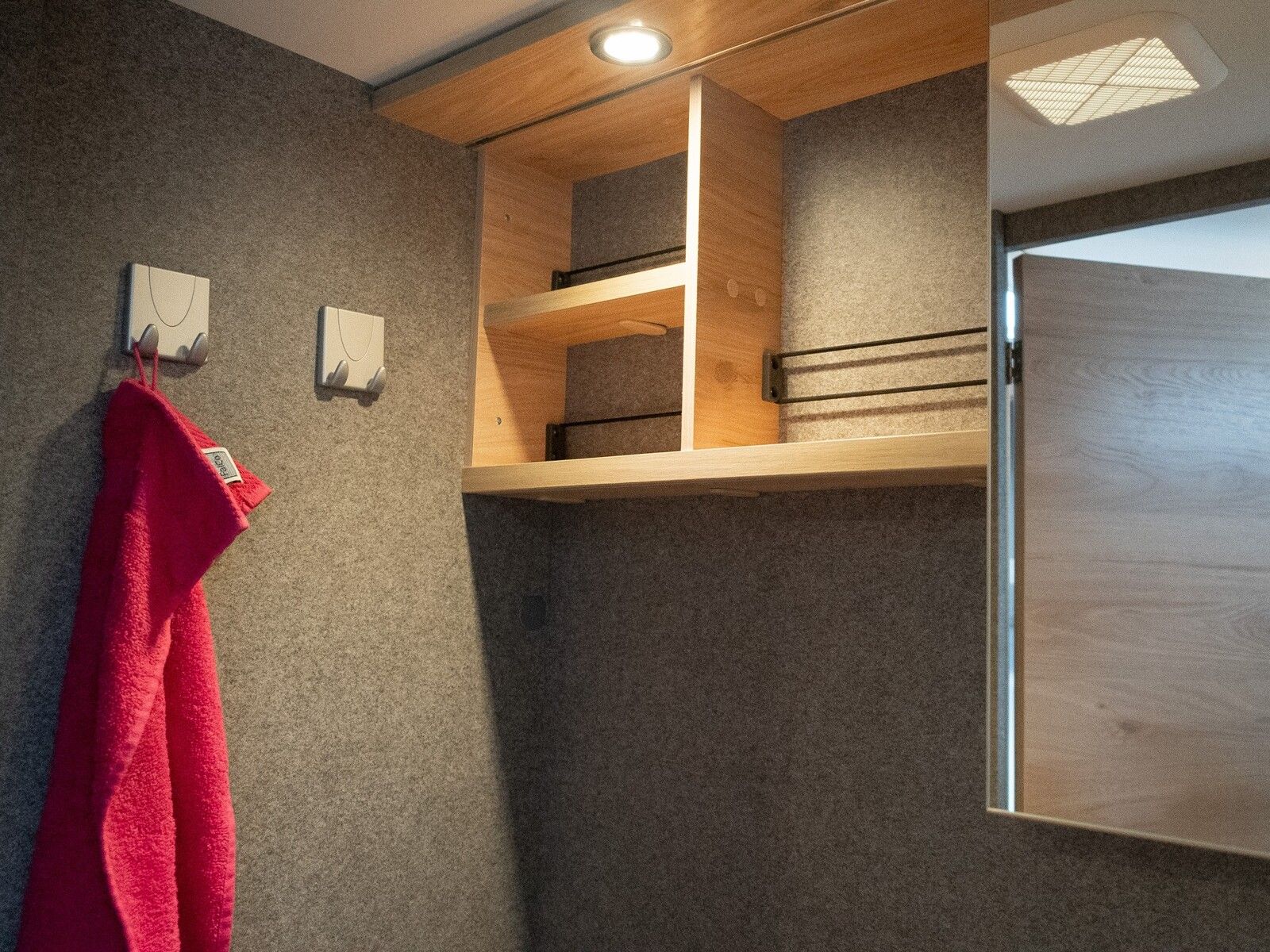 Fahrzeugabbildung Dethleffs Just Go Active T 7055 EB *AKTION*Hubbett*