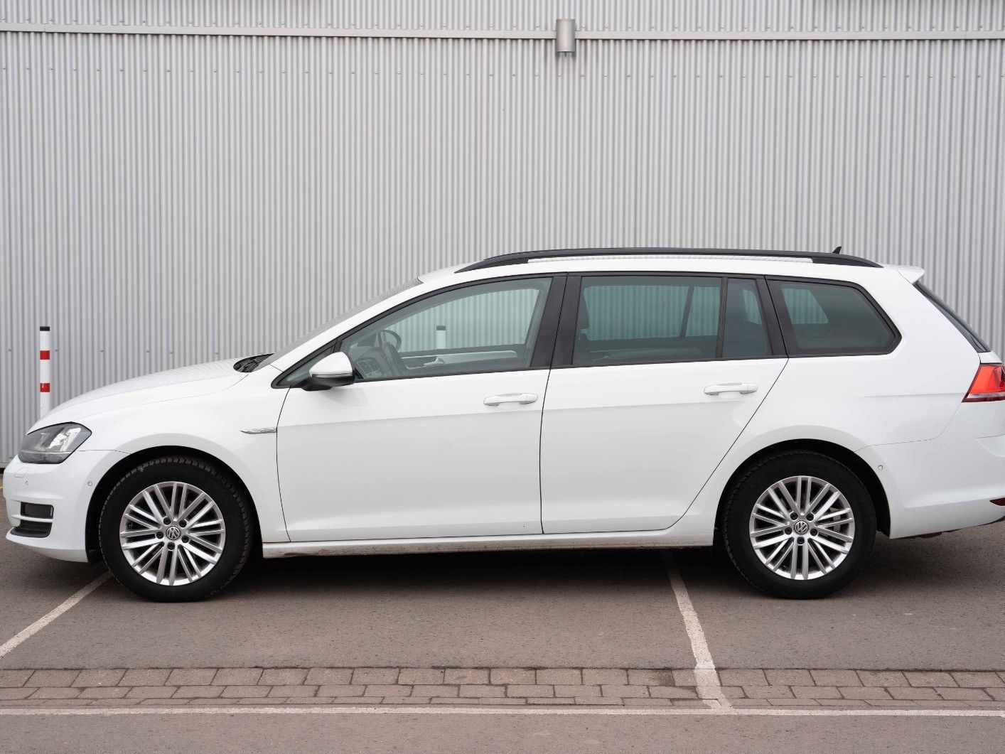 Fahrzeugabbildung Volkswagen GOLF VII VARIANT 2.0 TDI CUP XENON DSG