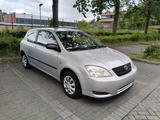 Toyota Corolla 1.4 2003 - Toyota Corolla aus 2003: 1.4