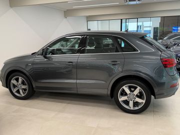Audi Q3 - 4