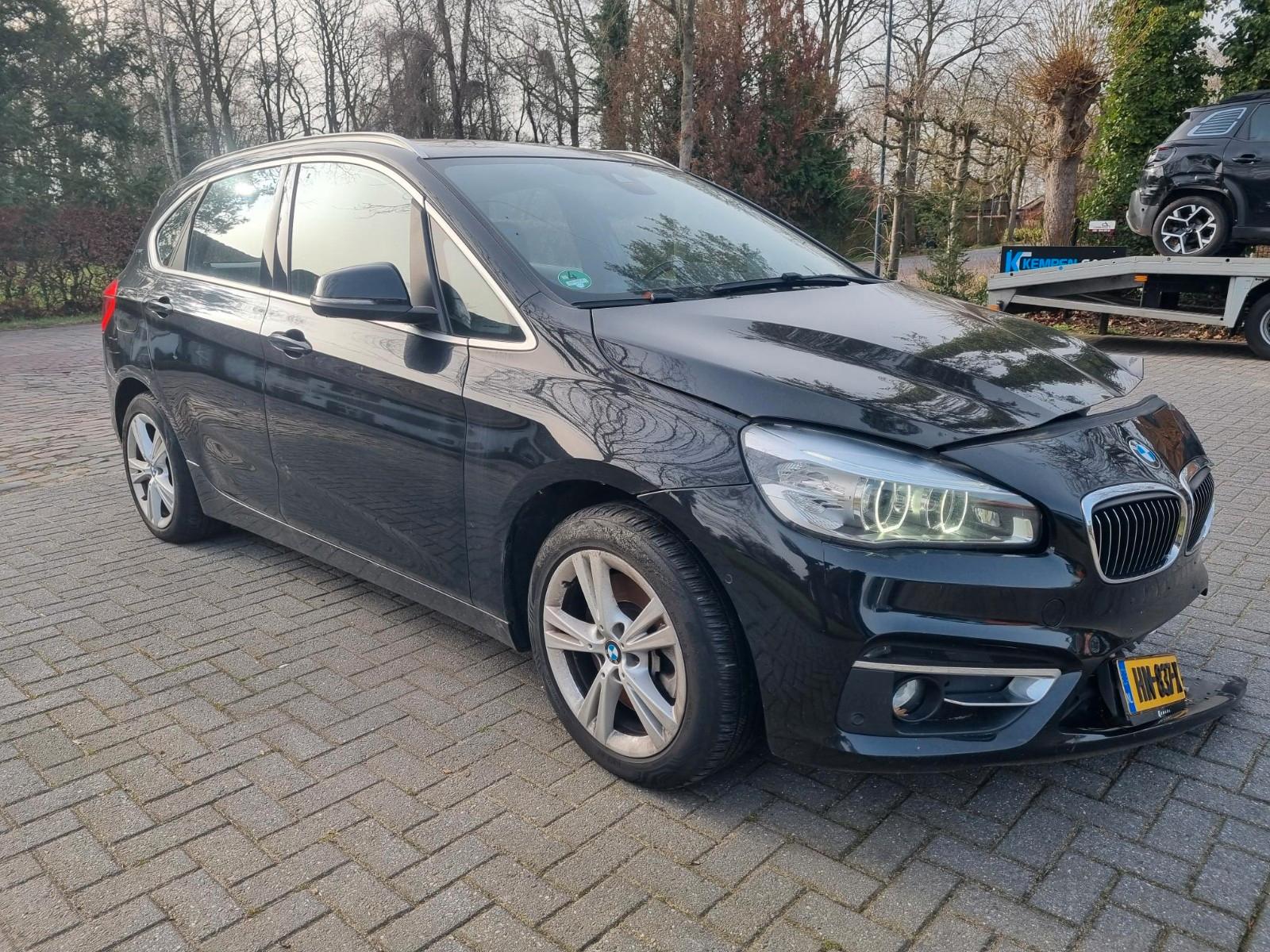 BMW 225xe Active Tourer  Luxury Line Pano Led SHZ