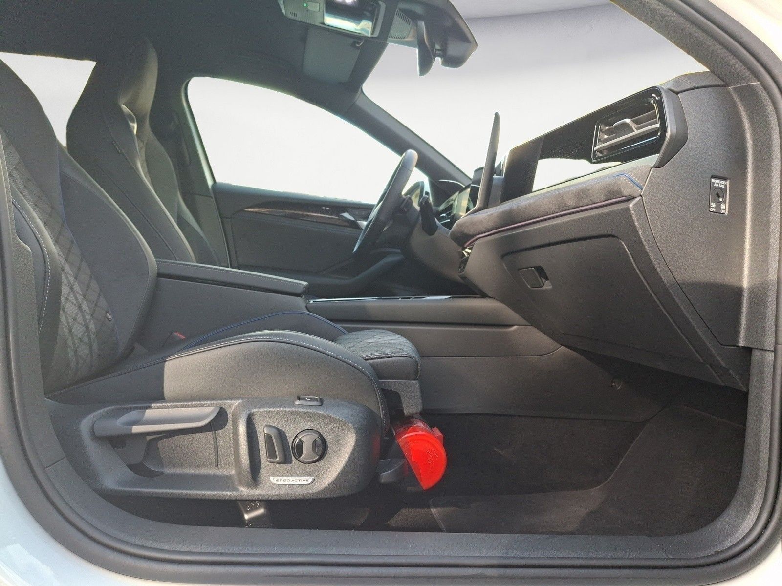 Volkswagen Passat Variant - Bild 9