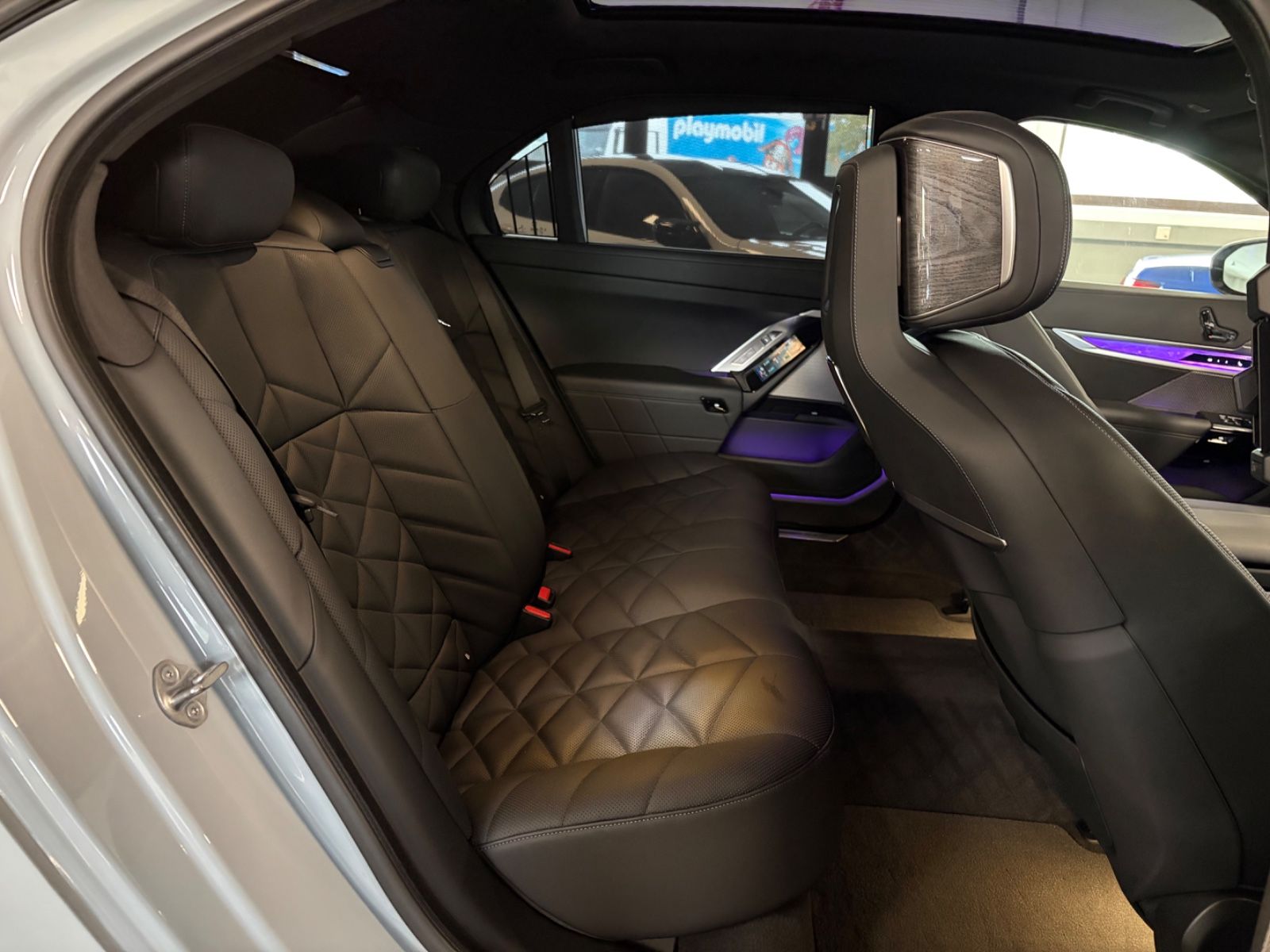 BMW 740i M Sport Paket*Kristall Paket*SkyLounge*B&W* foto 17