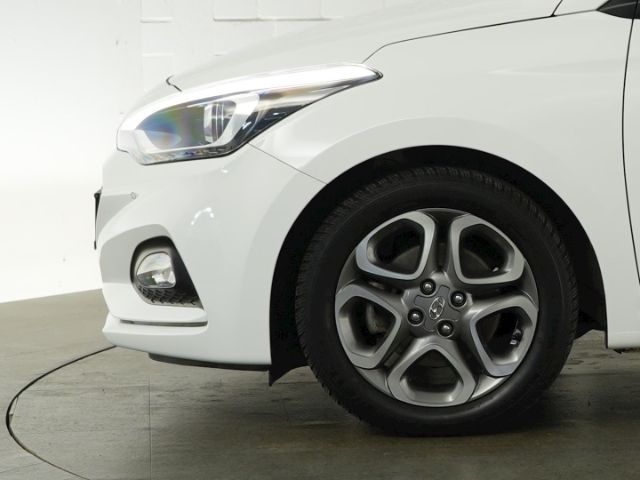 i20 STYLE+NAVI+RÜCKFAHRKAMERA+SCHIEBEDACH+SITZ-/