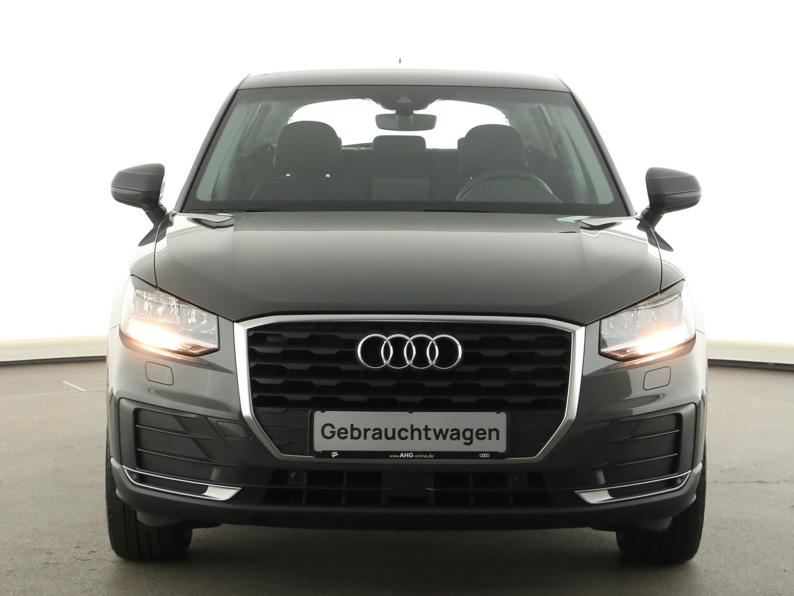 Audi Q2 1.5 TFSI S-tronic  Navi ACC Kamera Alufelgen 