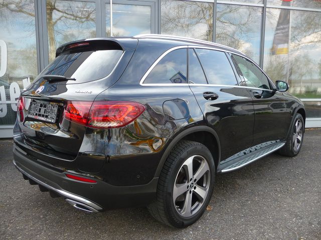 Mercedes-Benz GLC 300 e 4Matic AMG-Line Trittbretter/LED/R-CAM