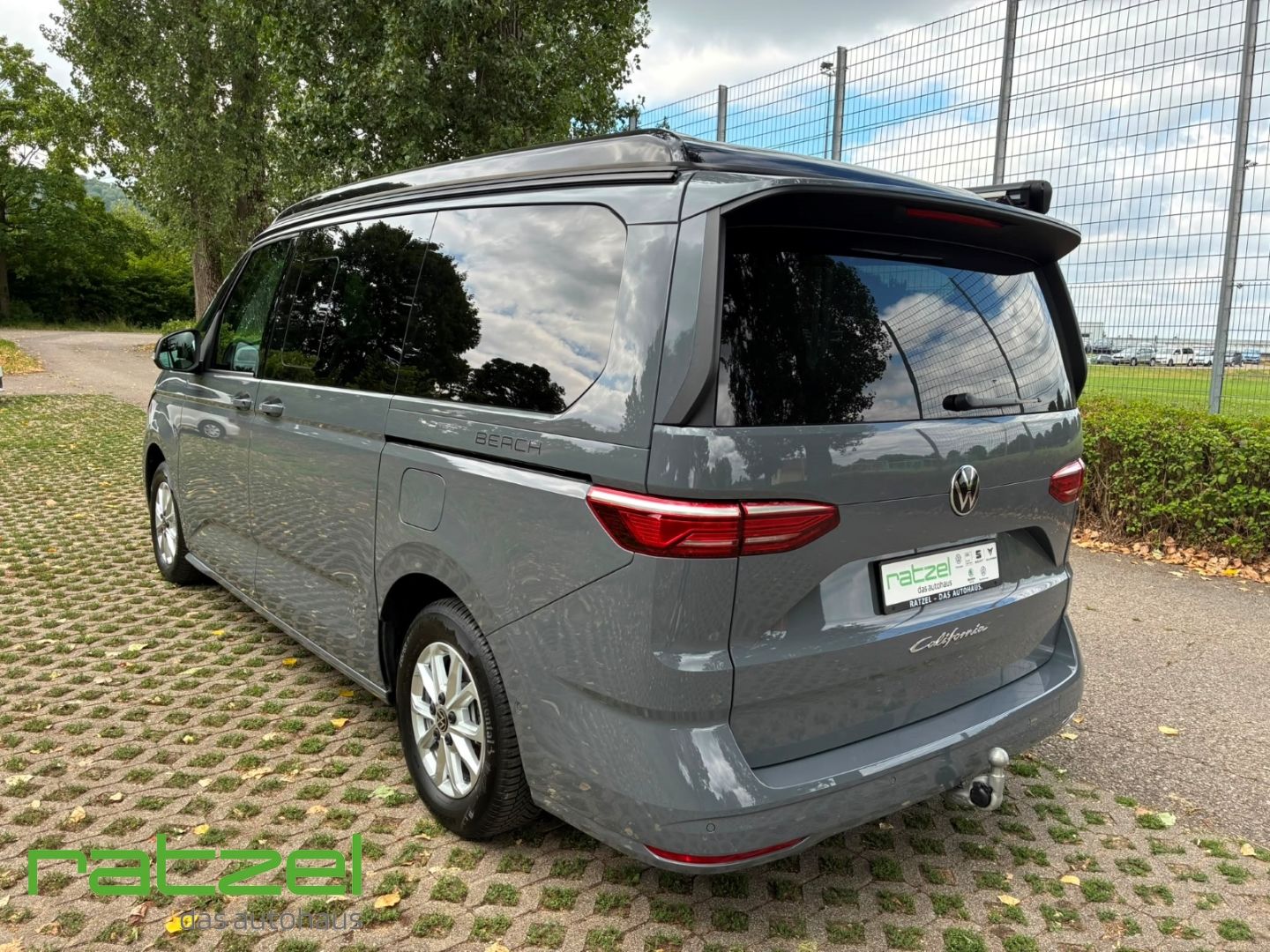 Fahrzeugabbildung Volkswagen T7 California Beach 2.0 TDI DSG 5 J. Garantie +A