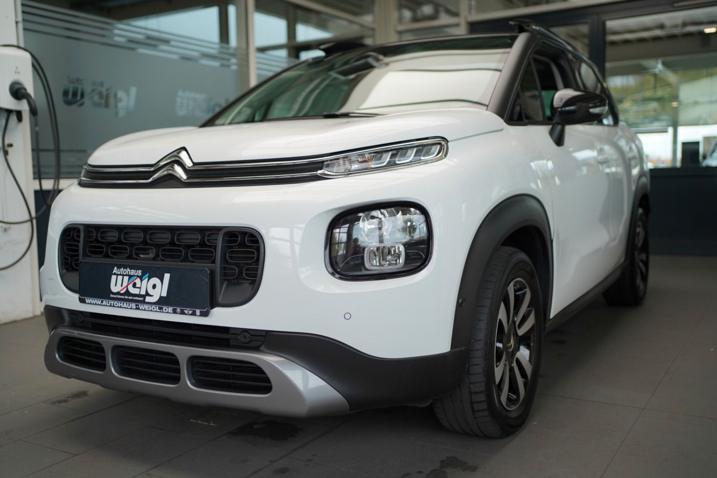Fahrzeugabbildung Citroën C3 Aircross PureTech 110 Shine Schiebedach Navi