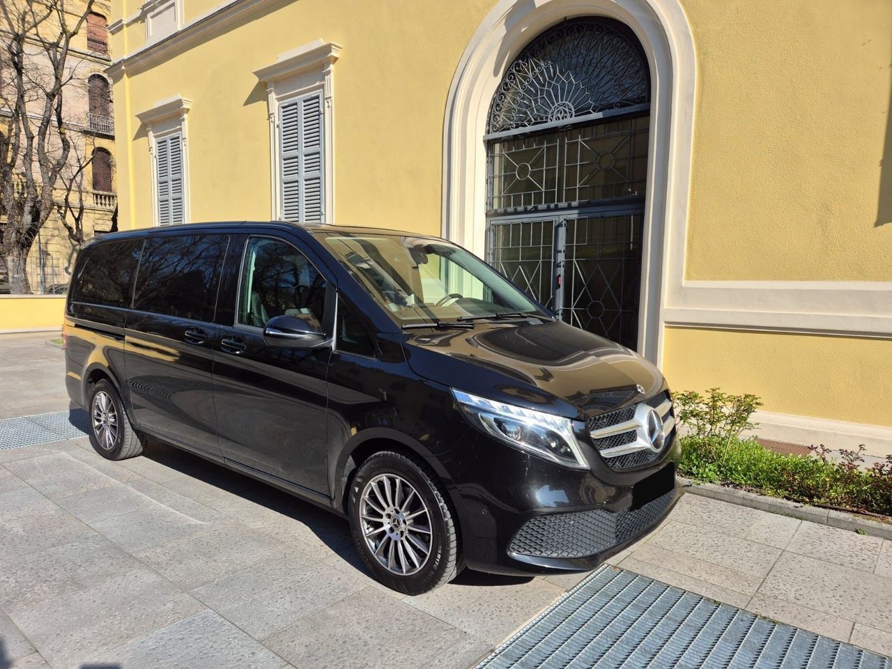 Mercedes V 220 - 1