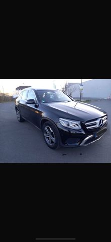 MERCEDES-BENZ Mercedes Benz GLC 250d 4Matik 9Gang