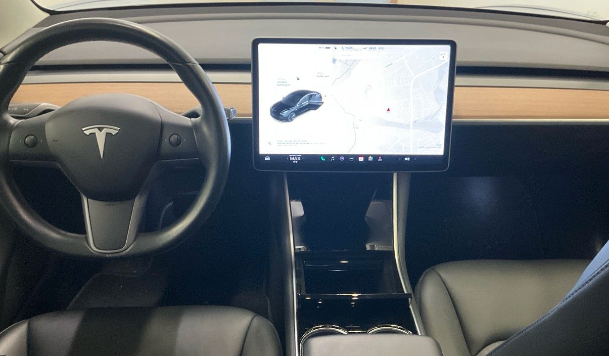 Fahrzeugabbildung Tesla Model 3 Longrange RWD NAVI/KAMERA/SH/PANO/DAB+