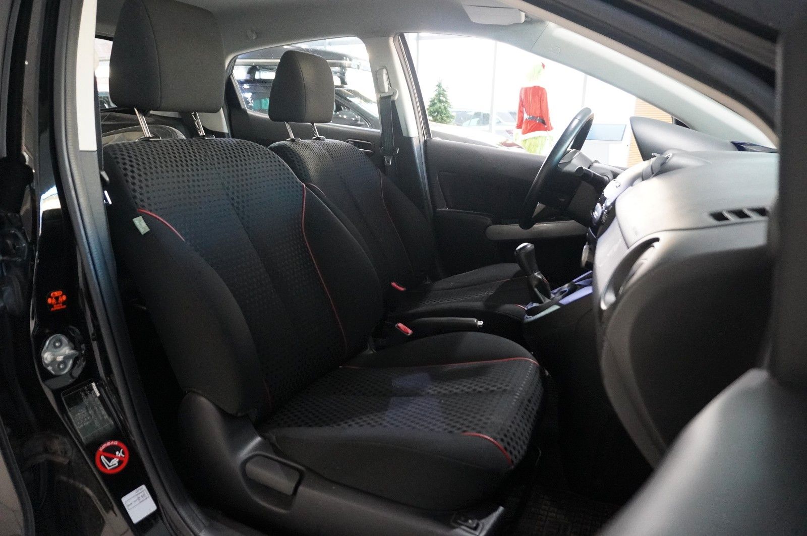 Fahrzeugabbildung Mazda 2 Lim. 1.6D SPORT LINE KLIMA/NEBEL/CD/TÜV/AHK