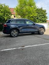 Volkswagen Touareg 3.0 V6 TDI Tiptronic BlueMotion Tech... - Volkswagen Touareg aus 2010: V6