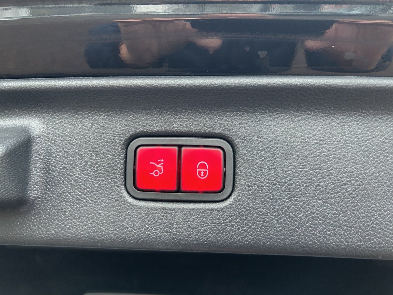 Fahrzeugabbildung Mercedes-Benz S350d AMG Pano DISTRO 4xMemo AIRMATIC Burme 360°