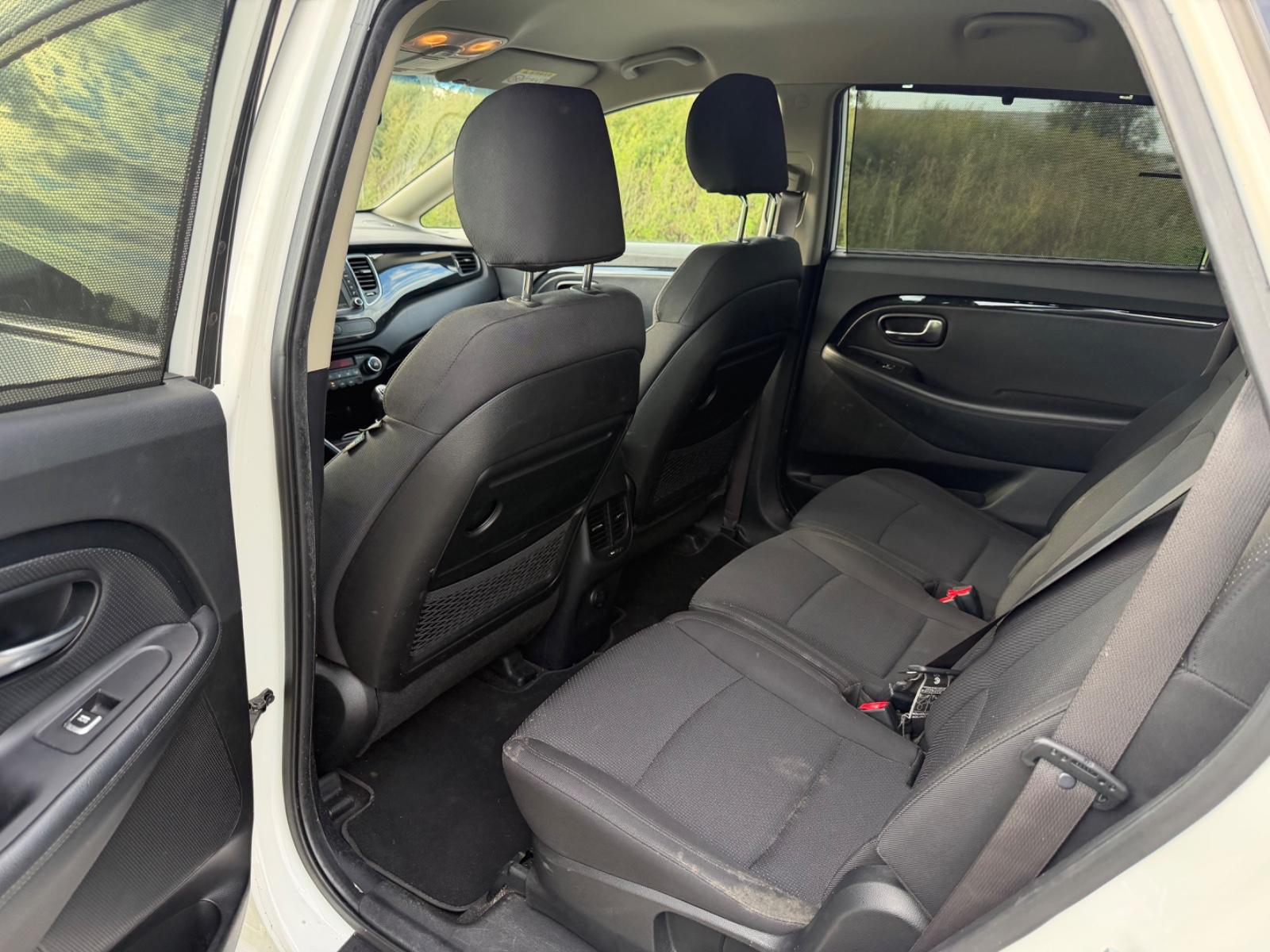 Kia Carens 2014 — photo 15