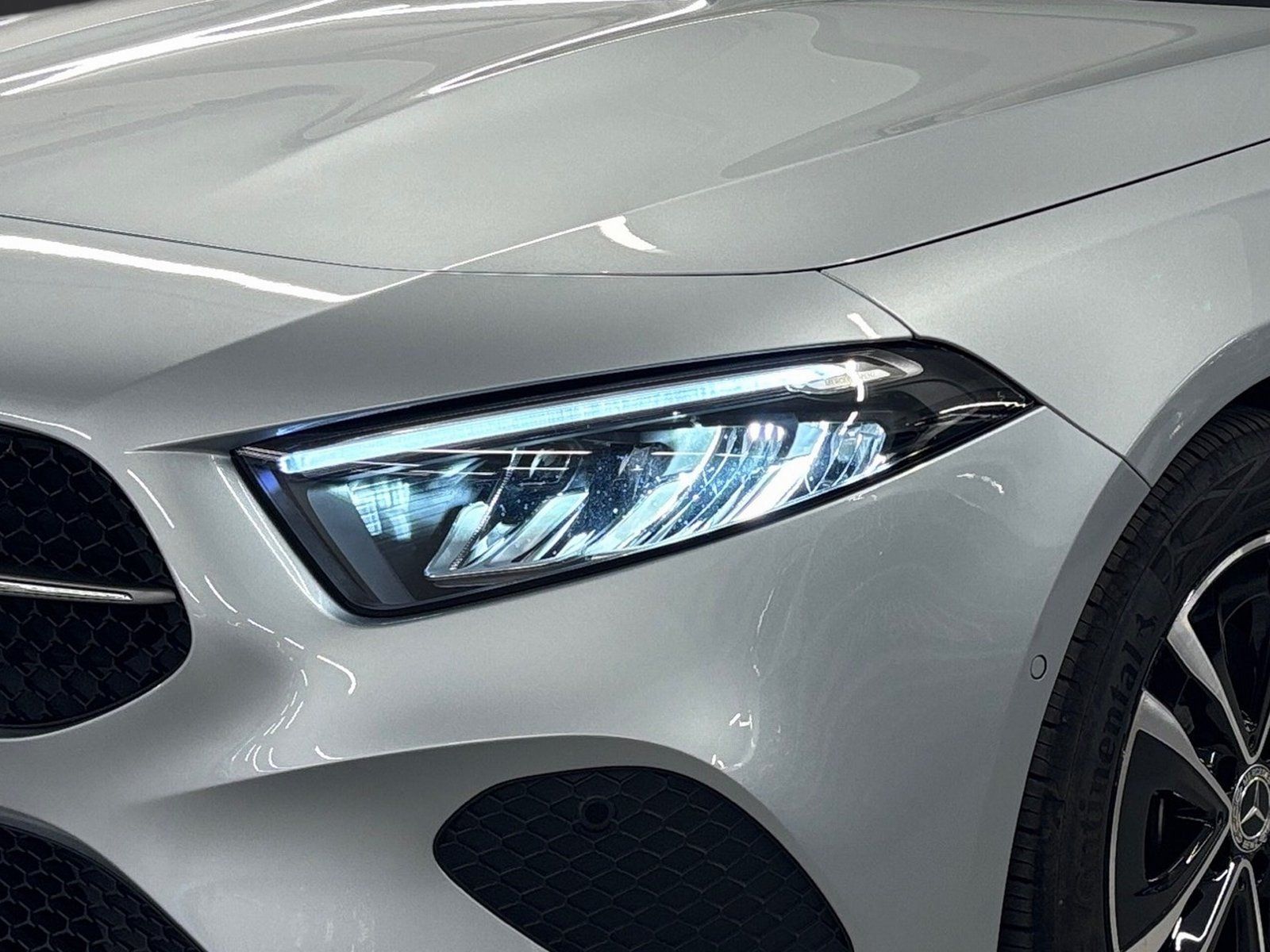 Fahrzeugabbildung Mercedes-Benz A 180 d Progressive*Kamera*LED*CarPlay*SHZ*PDC*