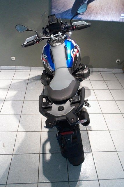 Fahrzeugabbildung BMW R1300GS Style Trophy mit Enduroschmiederäder