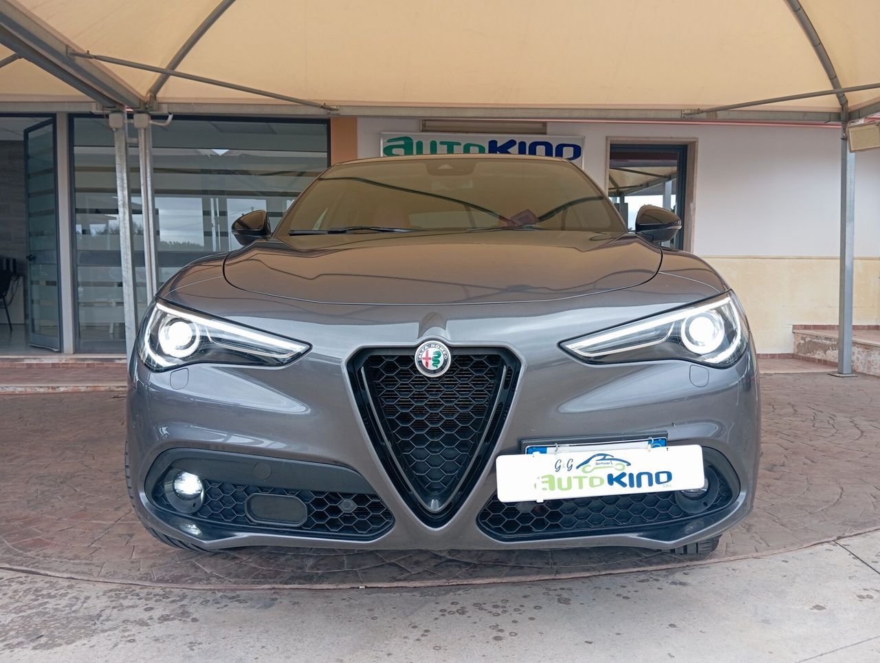 Alfa Romeo Stelvio 2.2 Turbodiesel 210 CV AT8 Q4 imagem 2
