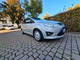 Ford Grand C-Max 1,6TDCi 85kW Titanium Titanium - gebrauchte Ford Grand C-Max aus dem Jahr 2010