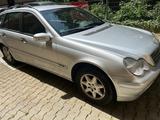 Mercedes-Benz C 220 CDI T CLASSIC Classic - Mercedes-Benz C 220 aus 2002: Cdi