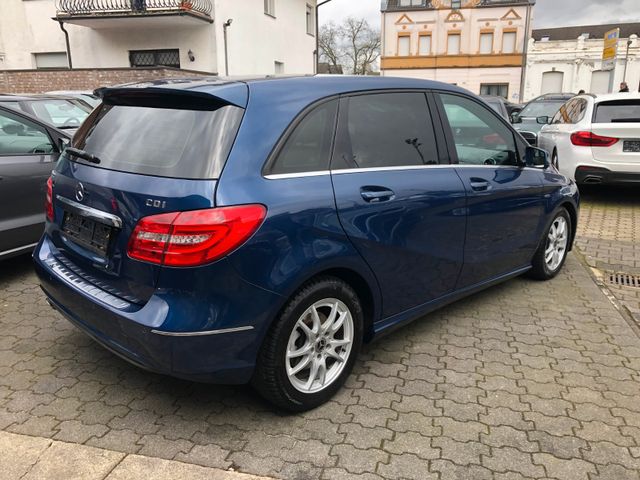 Mercedes-Benz B 200 CDi Automatik Sport Paket  Xenon