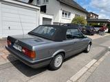 BMW 318i Cabrio mit Wertgutachten - BMW 318 aus 1993: 318i