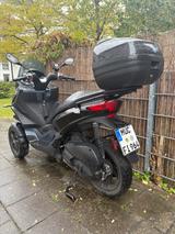 Piaggio MP3  300 LT - PIAGGIO MP3 300