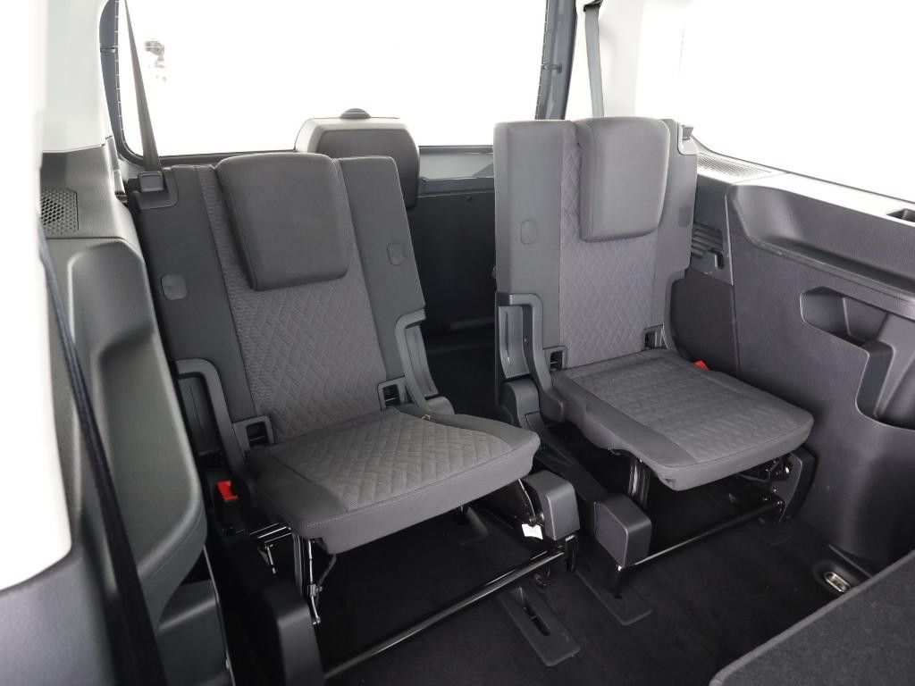 Fahrzeugabbildung Volkswagen Caddy Maxi Goal TSI DSG ACC Blis Nav Kam 7-Sitz