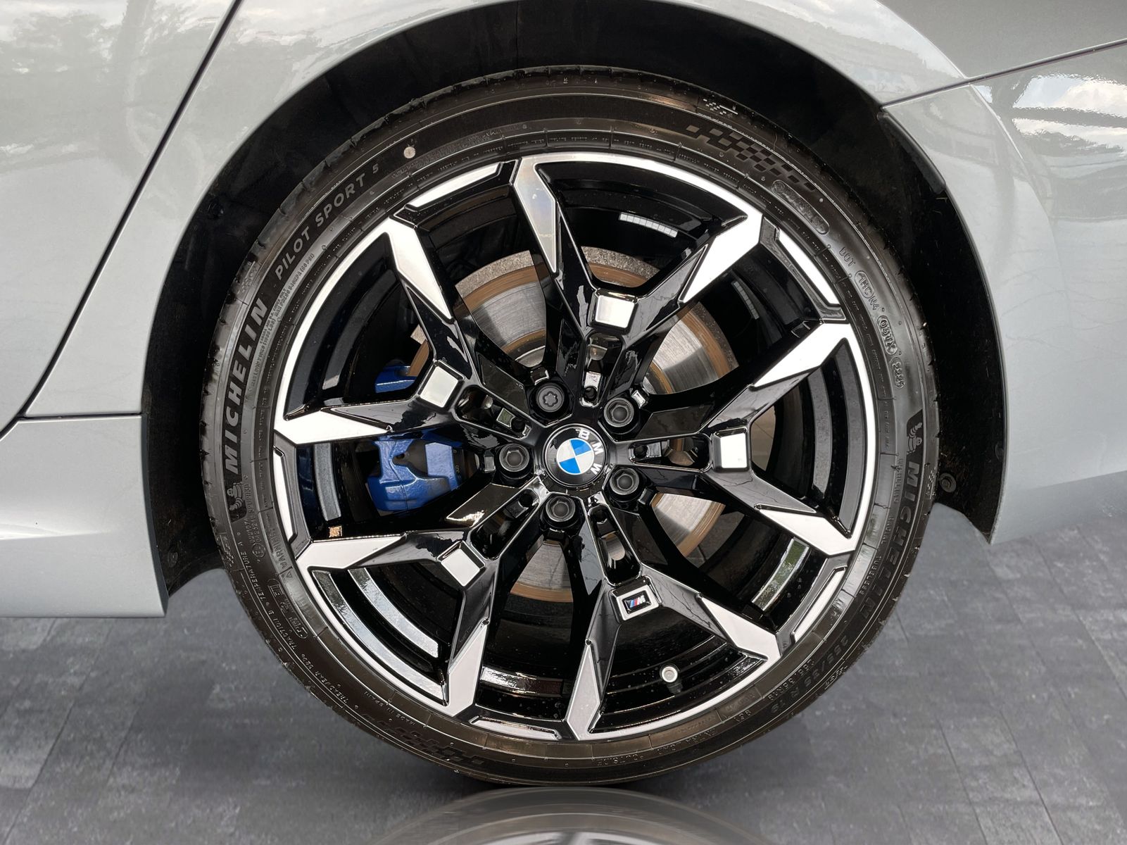 BMW 330 - Bild 14