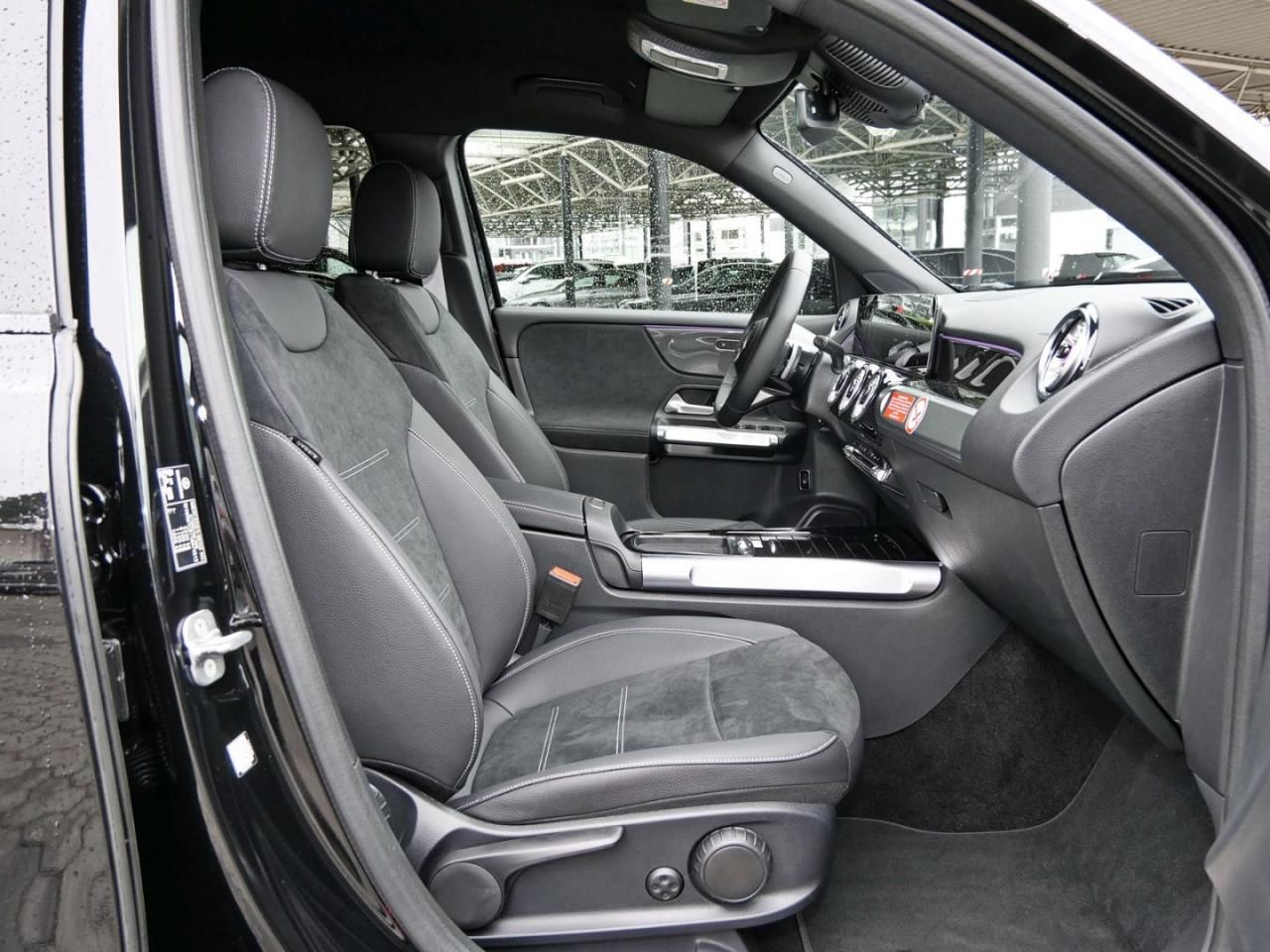 Mercedes-Benz GLB 200 d AMG Night MBUX Navi Kamera EasyPack AH foto 7
