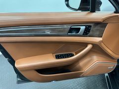 PORSCHE Panamera 4 S*MATRIX*PANO*CHRONO*StHz*SportAGA* PORSCHE Panamera 4 S*MATRIX*PANO*CHRONO*StHz*SportAGA*