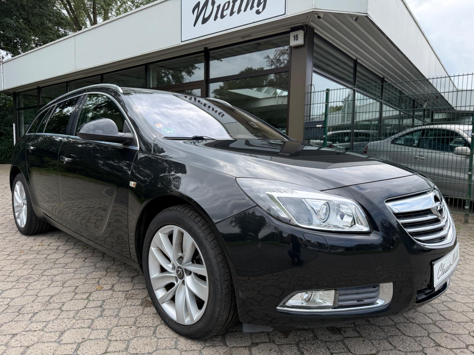 Opel Insignia 2013 — interior